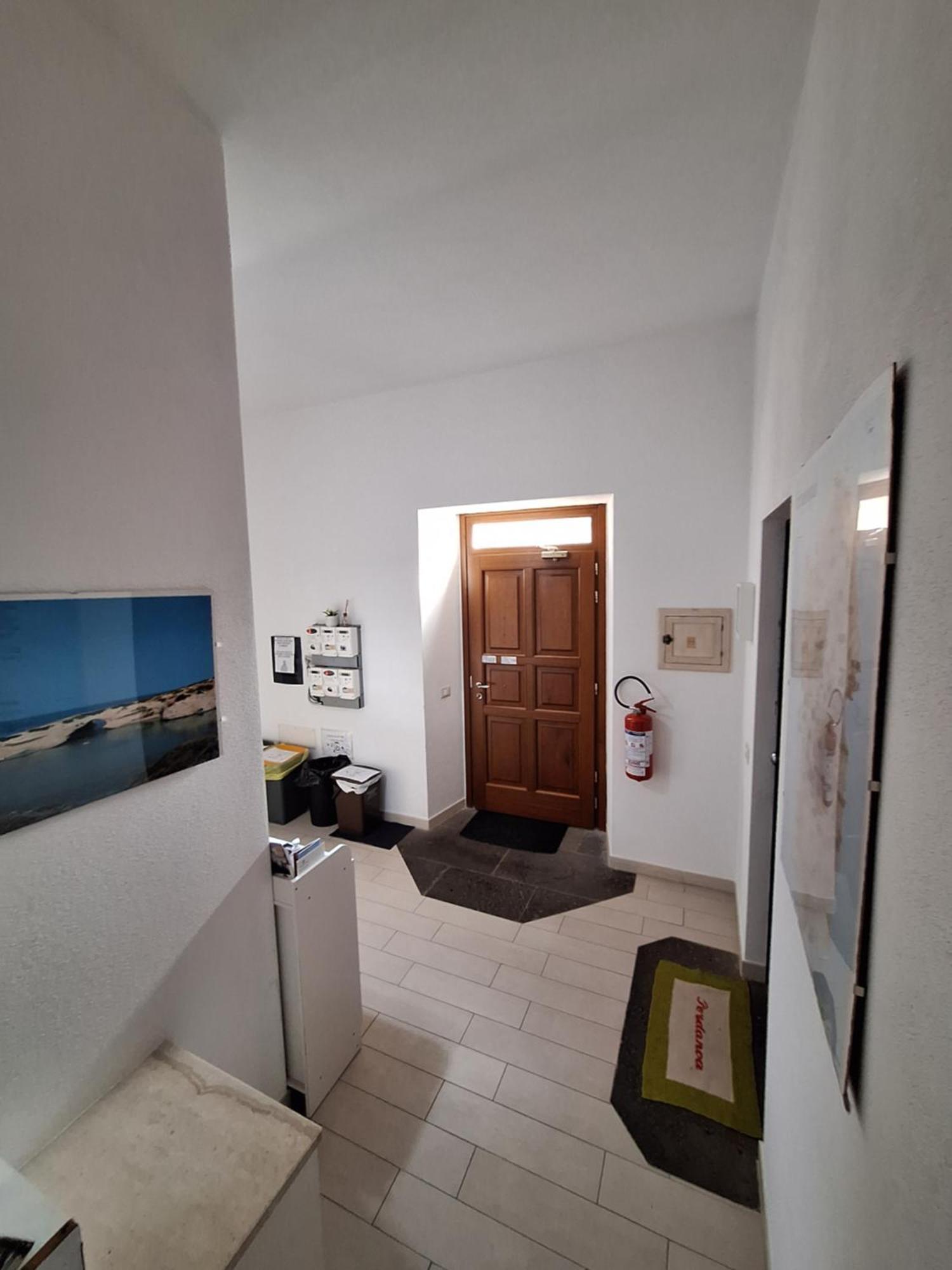 Perdanoa - Appartamenti Ghilarza Exteriör bild