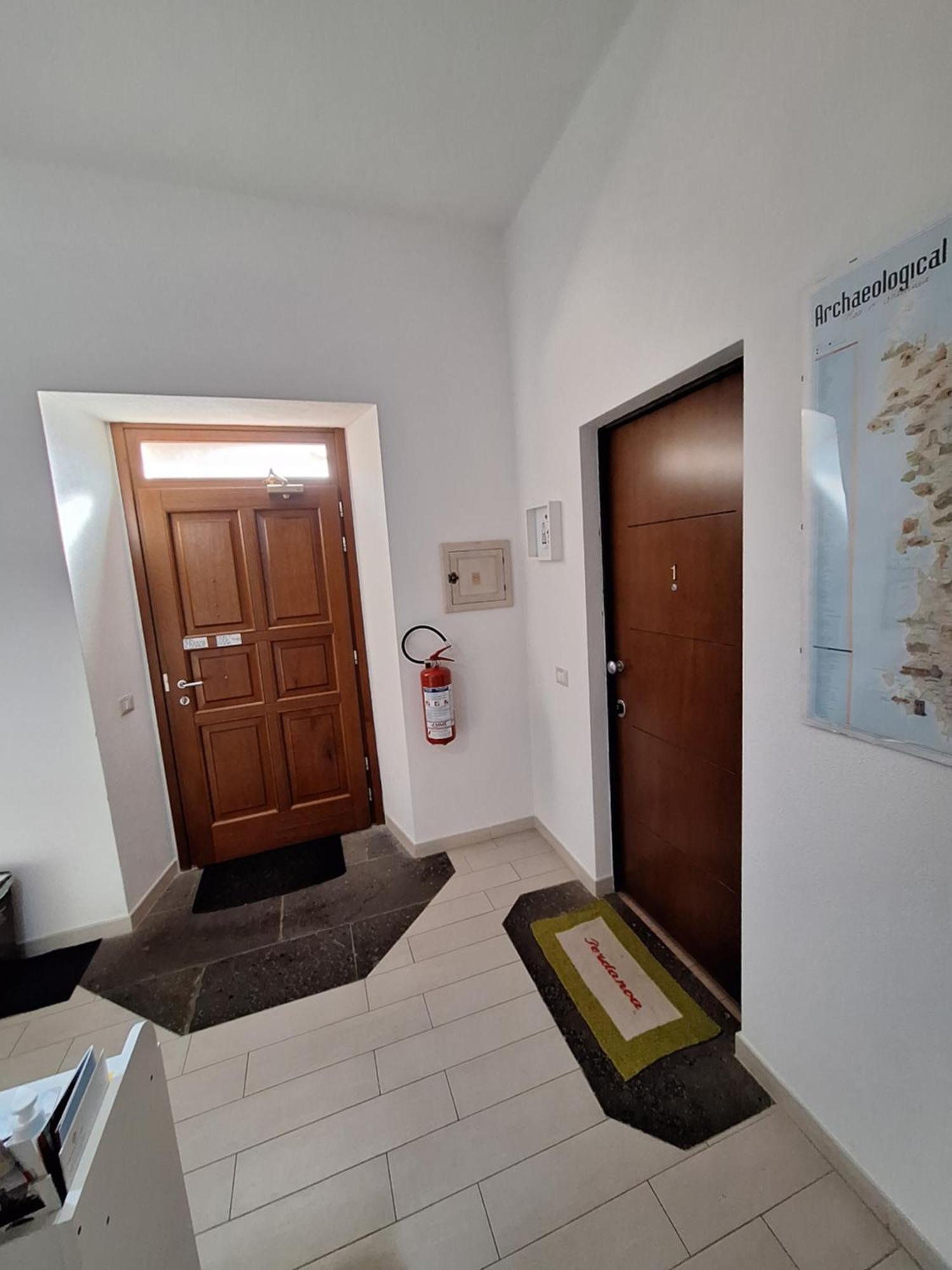 Perdanoa - Appartamenti Ghilarza Exteriör bild